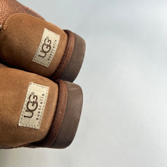 UGG Brown Metallic Genuine Leather Sheepskin Lining Classic Tall Boots size 6 - Picture 10 of 15